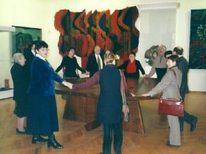 Russian Friends of the Sacred Peace Table sharing a moment of silent meditation before their meeting.riends of the Sacred Peace Table-2